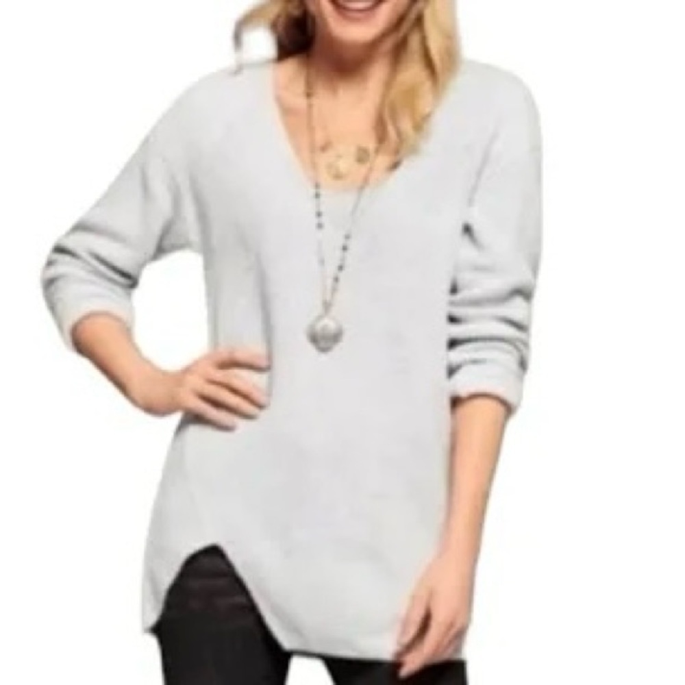 Cabi Style 3531 Deep V Neck Side Zip Long Sleeve Sweater Size XS - Picture 2 of 10